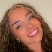 Samantha Anderson Headshot